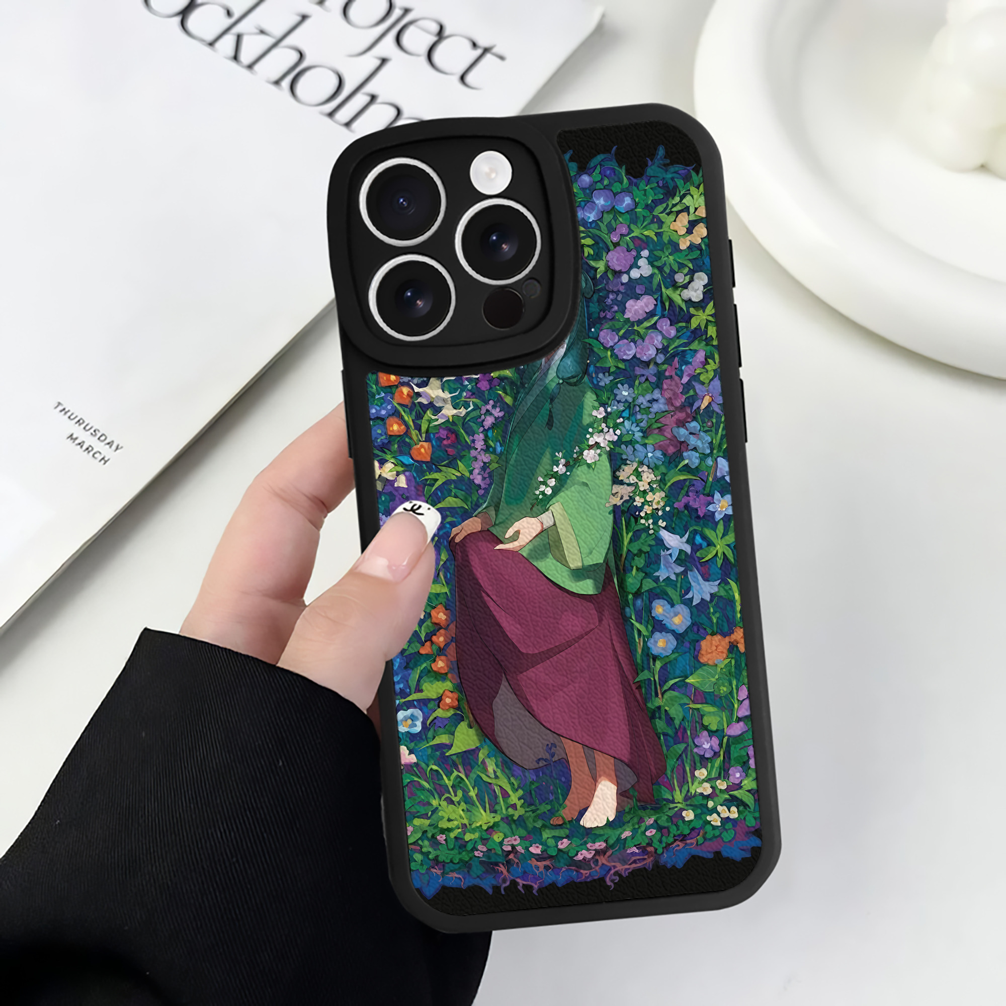 （画像用） 薬屋のひとりごと The Apothecary Diaries 【iPhone 16シリーズ対応】シリコンスマホケース（レザー調） 材質：シリコン